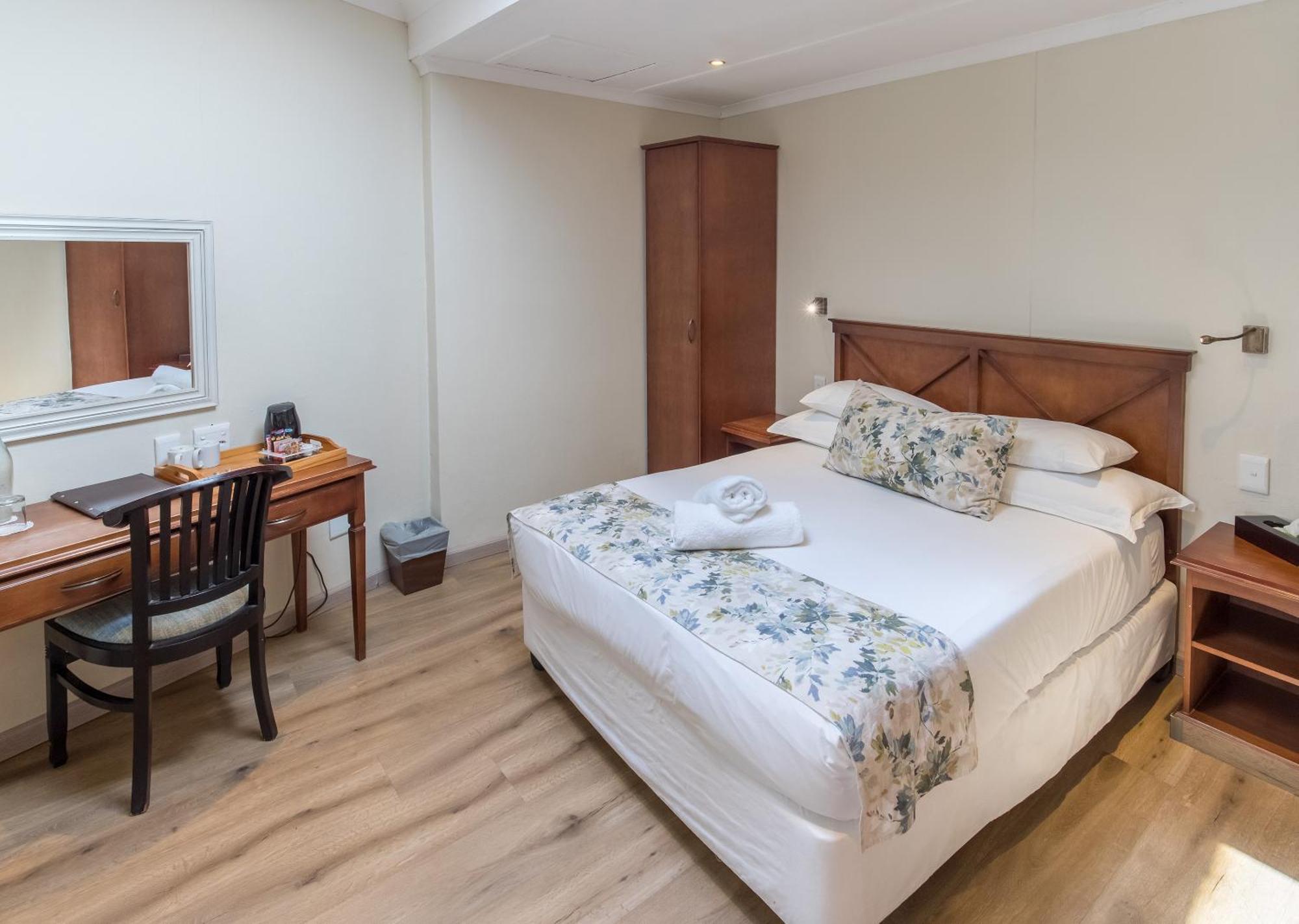 Avalon Springs By Dream Resorts Montagu Exterior photo